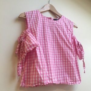 Gingham tie sleeve top